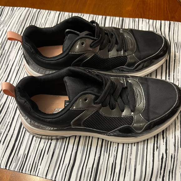 Bobs from sketchers memory foam - Picture 2 of 3